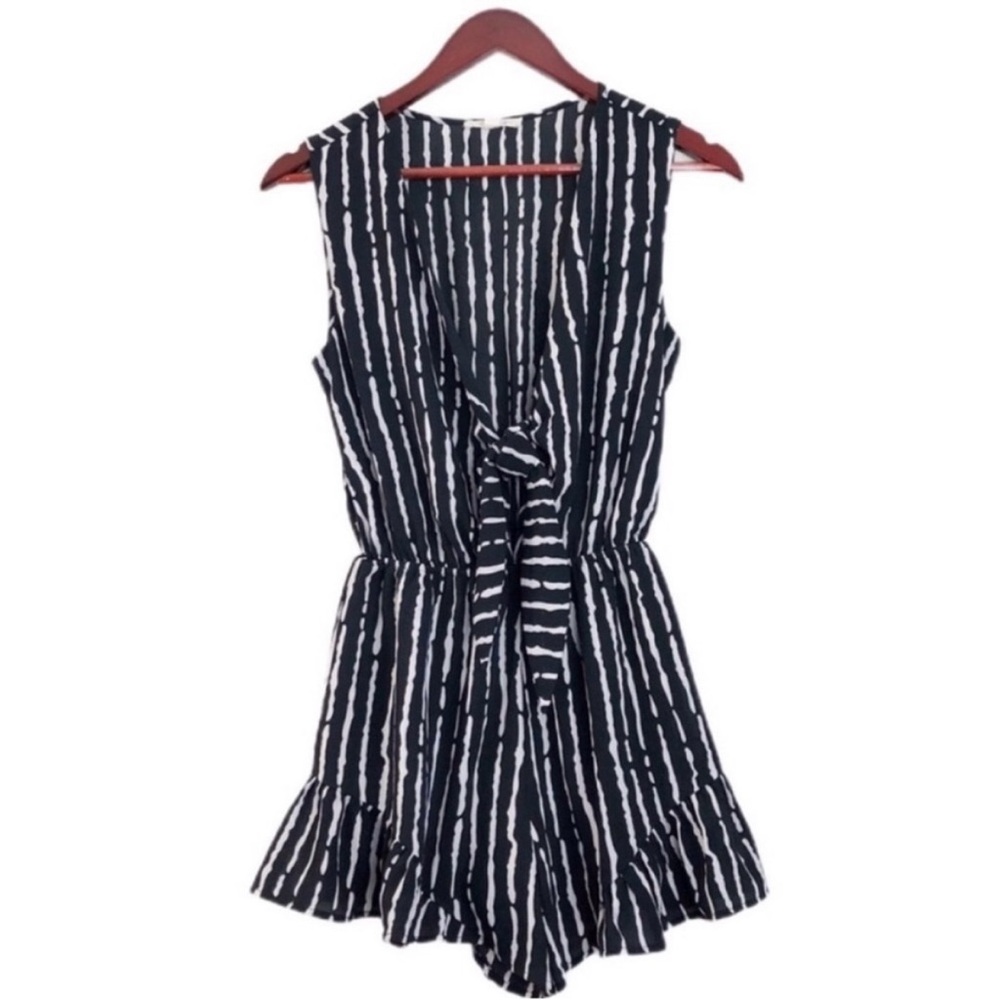 ILLA ILLA Black White Stripe Short Sleeve Romper Jumpsuit